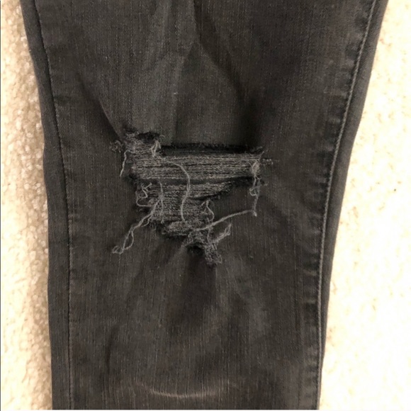 NWOT Madewell 9” Hi-Rise Distressed Black Jeans 28 - Picture 7 of 7